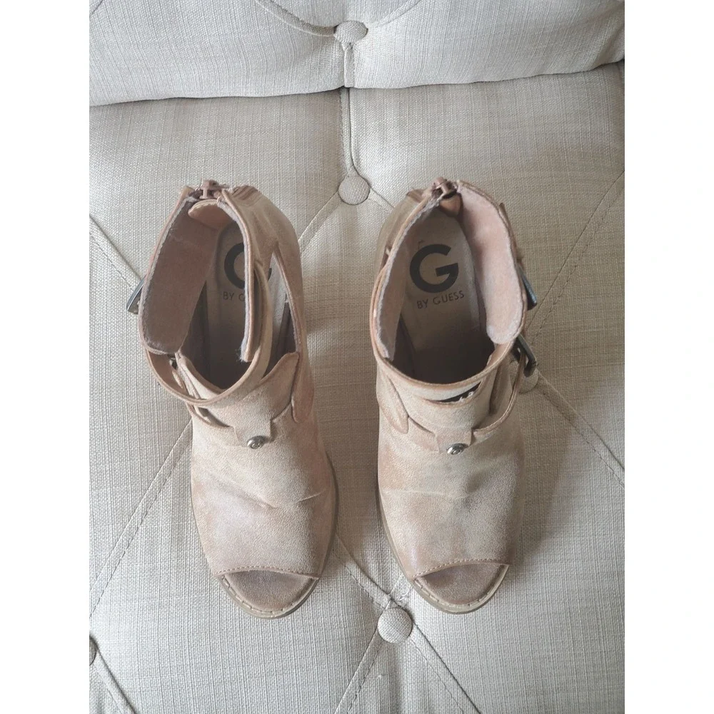 G by Guess‎ Women's Booties – Light Mocha - Picture 2 of 8